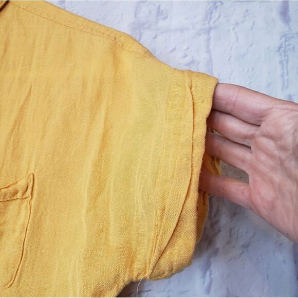 STYLE ENVY Linen-Blend Knotted Front Cropped Button Down Shirt Small - Picture 3 of 7